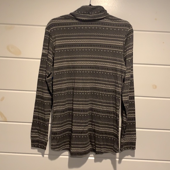 Top -  Columbia - Picture 5 of 9